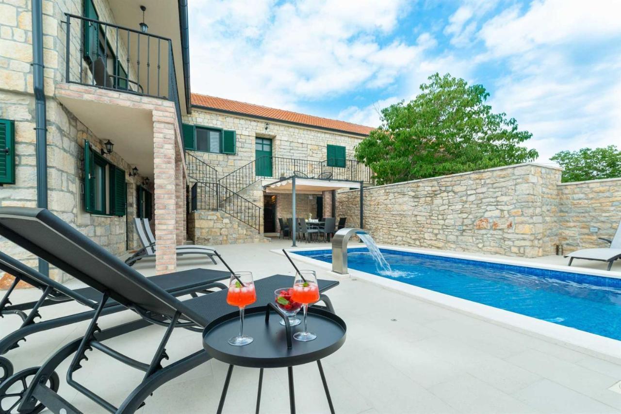 Stone Villa Didovi Snovi With Heated Pool Lisane Ostrovicke Exterior foto