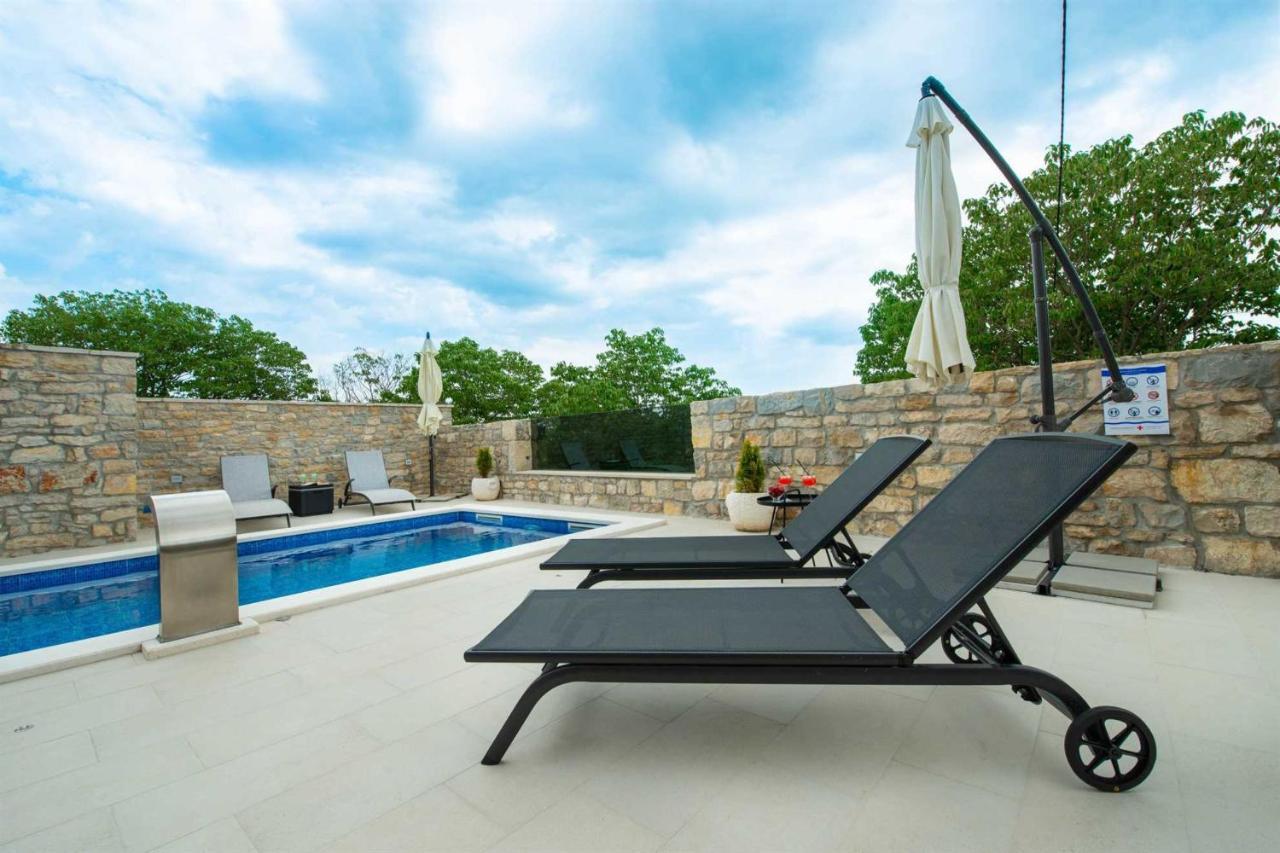 Stone Villa Didovi Snovi With Heated Pool Lisane Ostrovicke Exterior foto