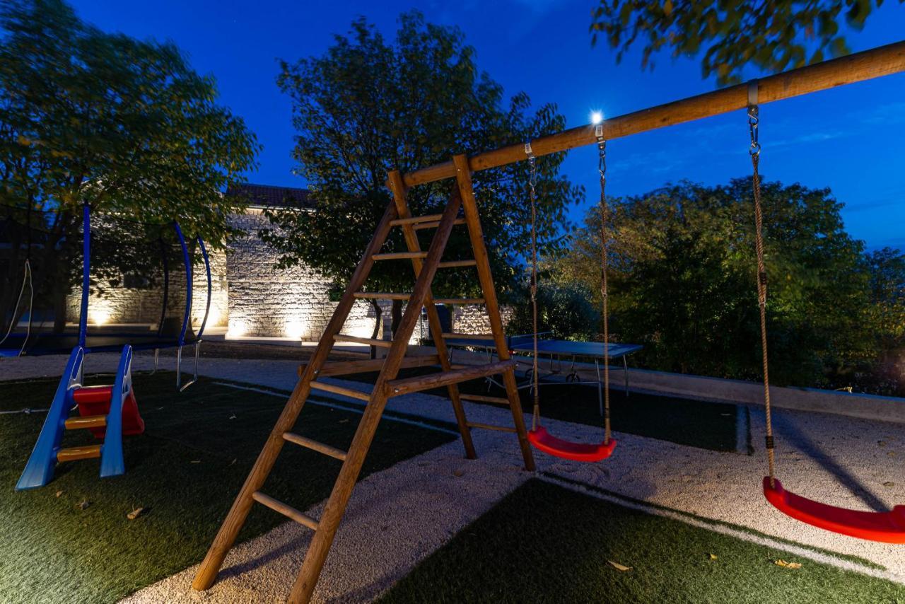Stone Villa Didovi Snovi With Heated Pool Lisane Ostrovicke Exterior foto
